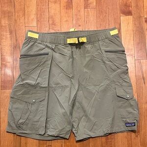 Patagonia Olive Green Cargo Shorts with built in Yellow Belt